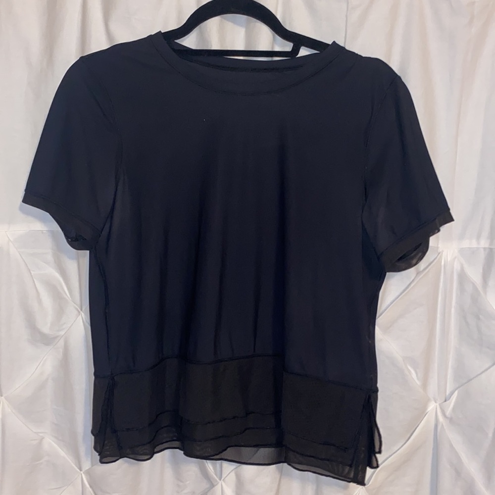 Lululemon black short sleeve top